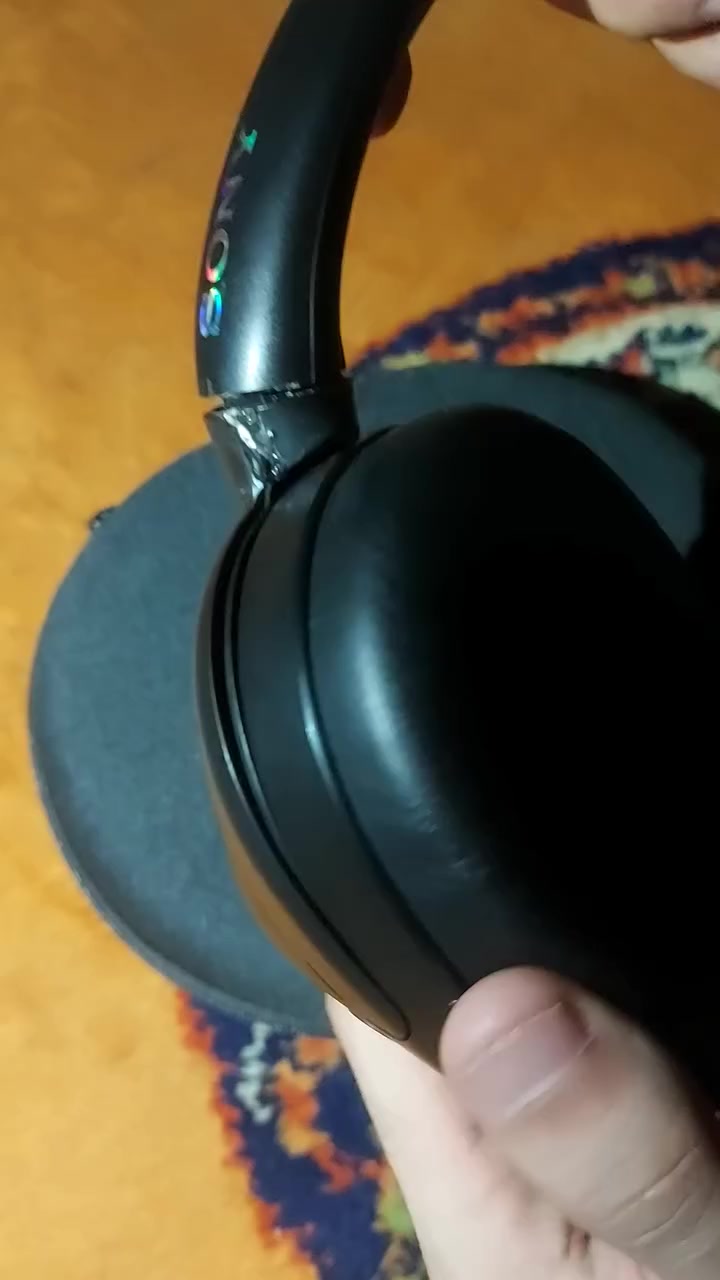 Sony ULT WEAEللبيع كامله ملحقات
بيها صمغ شوية متضرر المفصل موضح بلفيديو بس حركتة طبيعية مابي مشاكل، سعرها 130 الف فقط الشراي يجي خاص


**إذا كنت صاحب هذا الإعلان وتريد حذفه لأي سبب، رجاءا أرسل رسالة إلى الدعم الفني**