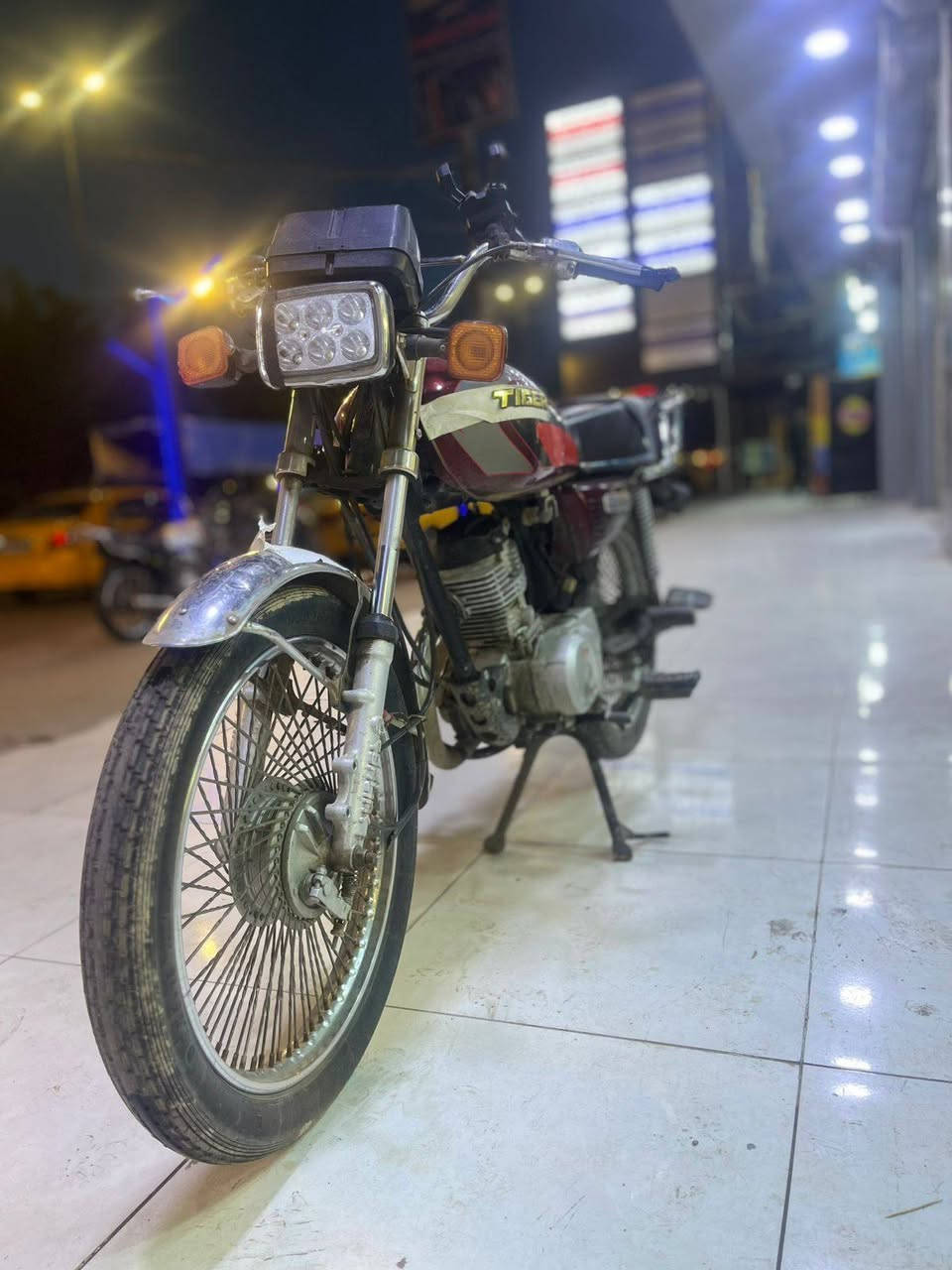 سلام عليكم اخوان تايكر 2020 نضيف محرك مفتوح كهربائيات كلها شغاله سعر 350 بي مجال للطيبين مكان كركوك ***********
