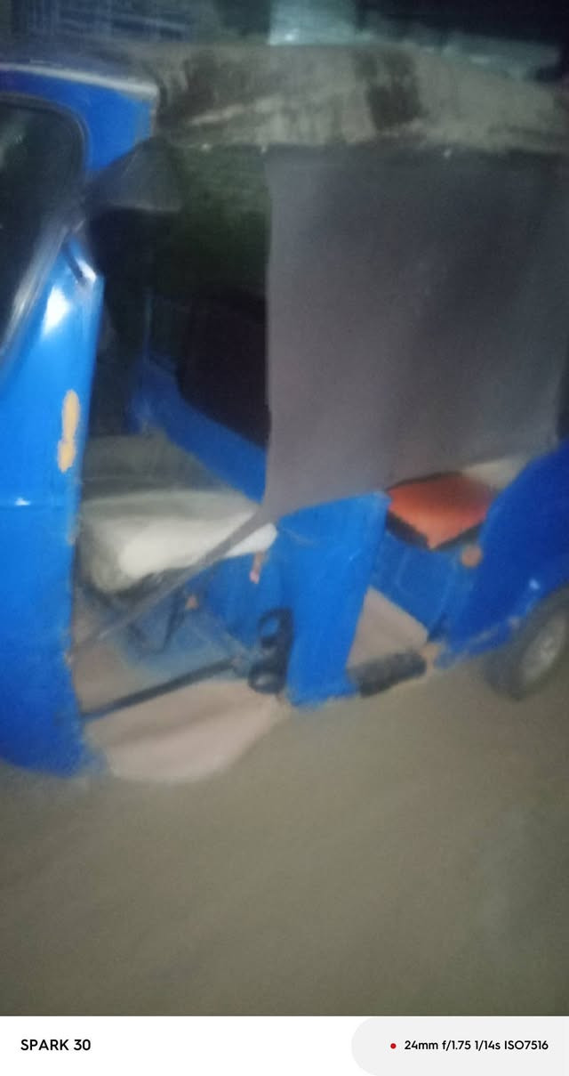 موديل  18  بس مكاتبه فقط. سعر مليونين وبيهه مجال  ‏‪***********‬‏
