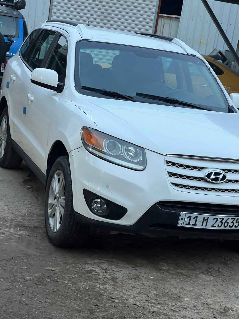 السلام عليكم سنتافيه موديل2012صبغ حزام  بدون دواخل السعر109وبيهه مجال مكينه دوش عنوان بغداد الكرخ ***********
