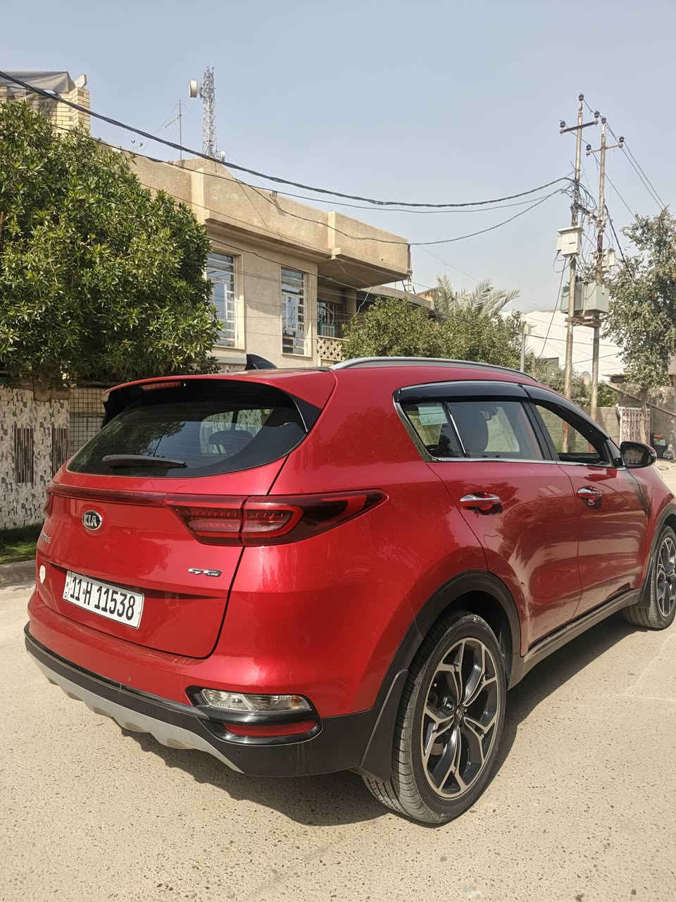 السلام عليكم.. للبيع فقط كيا سبورتج 2020 GT lien خليجية
مكينة 2000 دووش
فول مواصفات 1/1
ماشية 78 الف 
8 ايرباك
بصمة دخول 
بانوراما
تشغيل عن بعد 
جنطة كهرباء
كراسي كهرباء ٢
تحكمات ستيرن جهتين
شفتات ستيرن
شاشة جبيرة وكامرة دوارة
تبريد شاشة
مراية وسطية تعتيم
هاند بريك بصمة
اوتو هولد 
نظام نزول المنحدرات 
حساس امامي وخلفي
بك لايت لد
اشاير بالمري
ااسيارة حلوة ونظيفة جدا مكفولة من ضربة وصبغ وتبديل ومعجون 
بيهة تحكيل ورصعات بسيطة 
والسونار موضح بالصور 
السعر 215 
مكان السيارة بغداد الدورة 
***********
