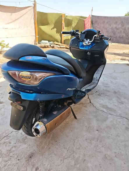 السلام عليكم
دراجه فورزه للبيع 0.9ياباني🇯🇵📍
الدراجه مفوله1على1📍
موديل2021📍
نظافة90%100📍
محررك 250ccبراد ابو الراديتر📍
شلعه+معدل+رزانه 📍
كهربائيات شغاله شرط📍
بصمه تشتغل 📍
سستم لايت قوي اصلي📍
تايرات جدد 📍
 يرهم مراوس حسب القناعة📍
رجائن اذا مو شراي اعبرالمنشور لاتشلع كلبي😒(( *********** ))////(( *********** ))
