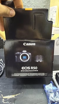 كاميرا كانون R50 • جديد • غير مستعمل