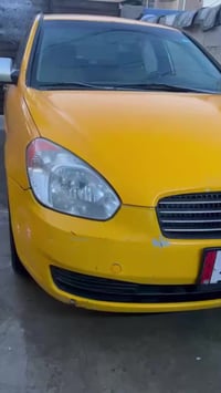 اكسنت للبيع موديل 2009 وارد امريكي حادثها بابين بدون دواخل السياره مكي...