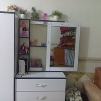 ميز تواليت • ٧ مقاعد • بابل الحصوه