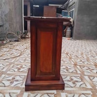 ميز للبيع20 الف اللي يحب يتصل على هذا الرقم واتساب07727355171