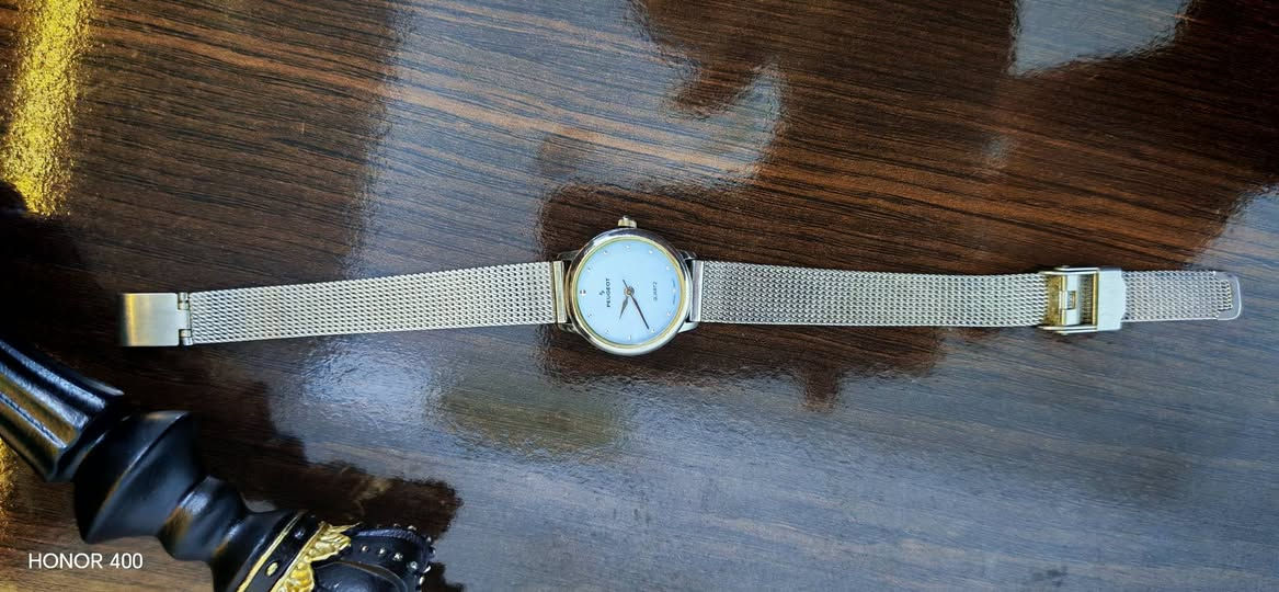 الساعات اصلي ياباني على 15 السوار فيروز 15.راسلوني خاص🌹


**إذا كنت صاحب هذا الإعلان وتريد حذفه لأي سبب، رجاءا أرسل رسالة إلى الدعم الفني**