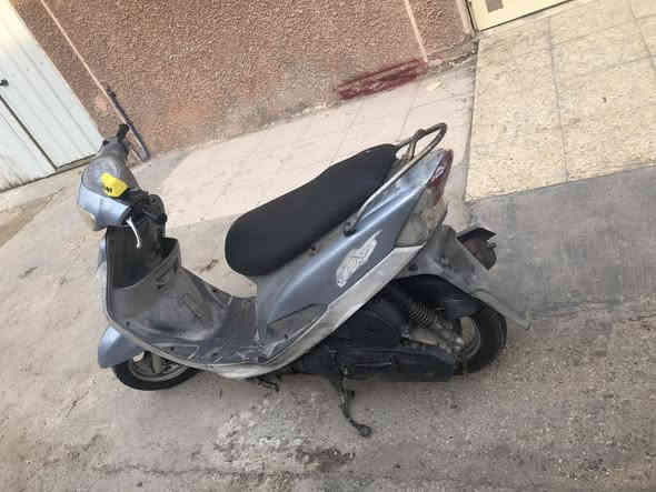 سلام عليكم للبيع دراجه ماكس منغولي دراجه جديده وحلوه مكينه ممفتوحه مكفوله اي نقص مابيها نكره سلف هندر نكره السعر 650 وبيها مجال مكاني بغداد ألشعب وهاذا رقمي ***********
