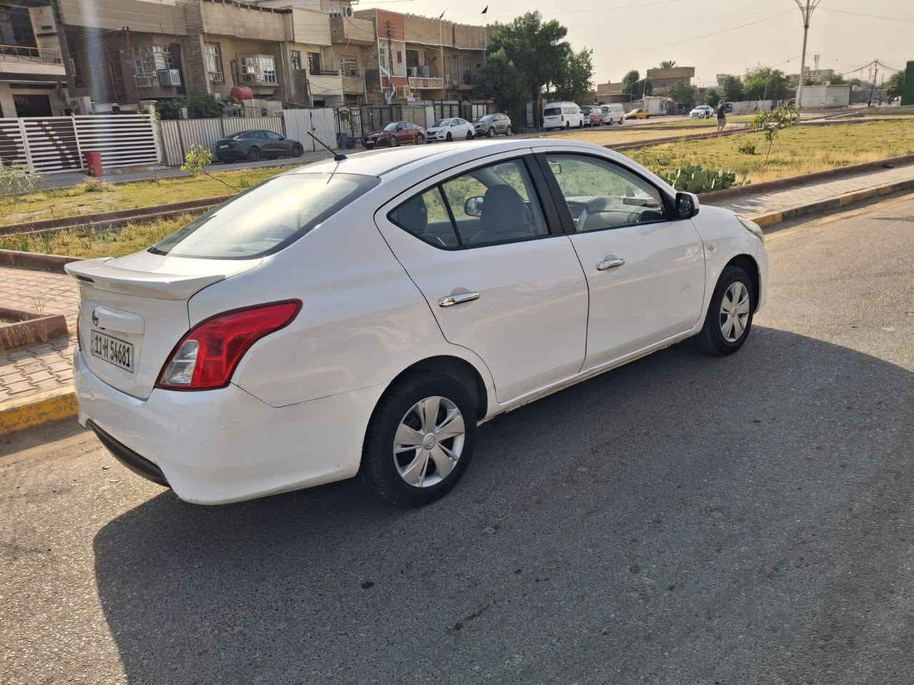 للبيع  نيسان  سني  هندي  موديل  ٢٠  ماشيه  ١١٠ الف بيهة بارد بل جاملغ اليمن وصبغ بل جاملغ اليسر الخلفي حدادية جديدة او تبريد ثلج رقم الهاتف ***********
