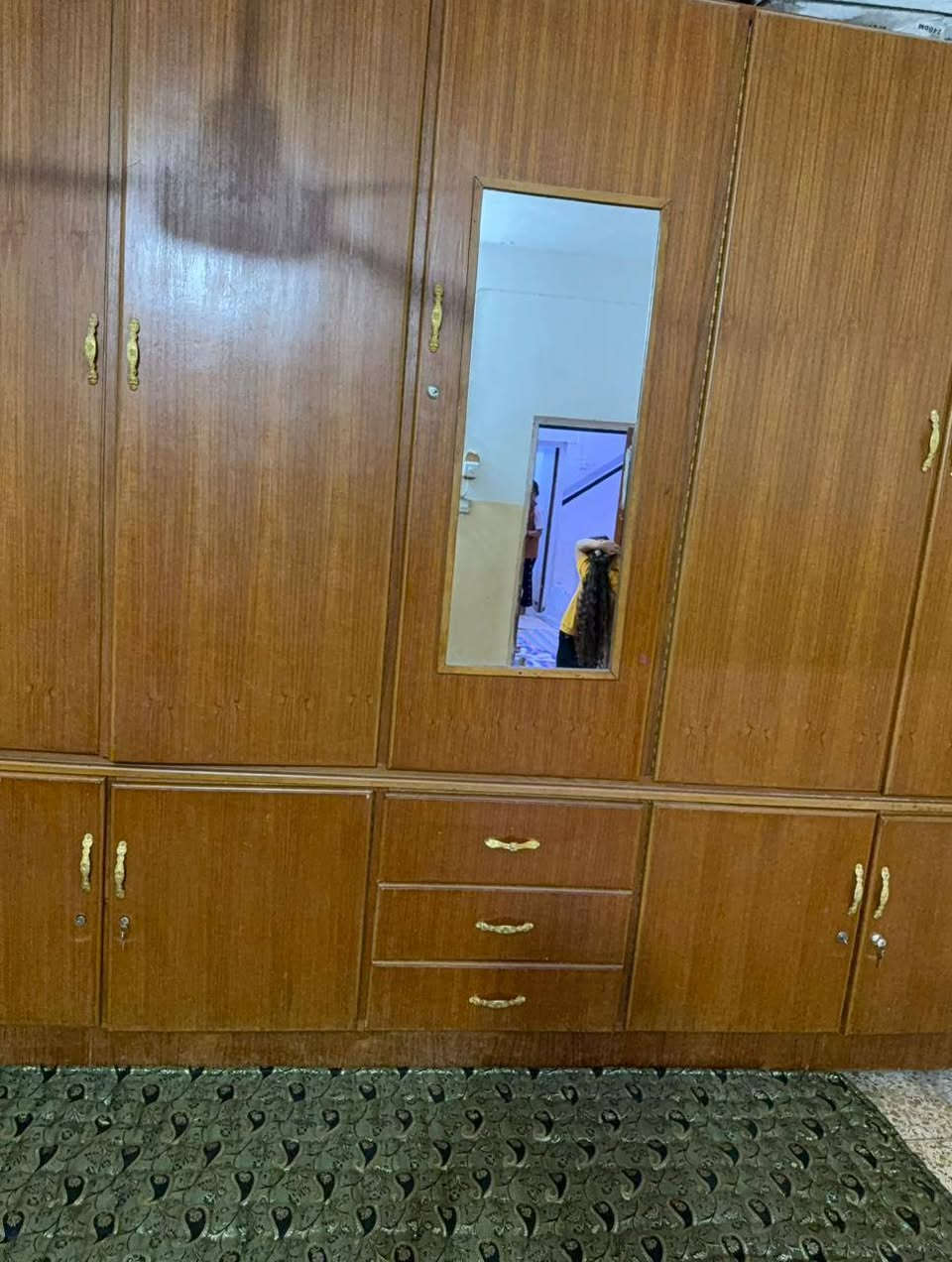 بيع كنتور صاج شرط طخه مابي ومن جوه بوفيه  يعني قطعتين في محافظة كركوك للاستفسار الاتصال على هذا الارقم ***********
