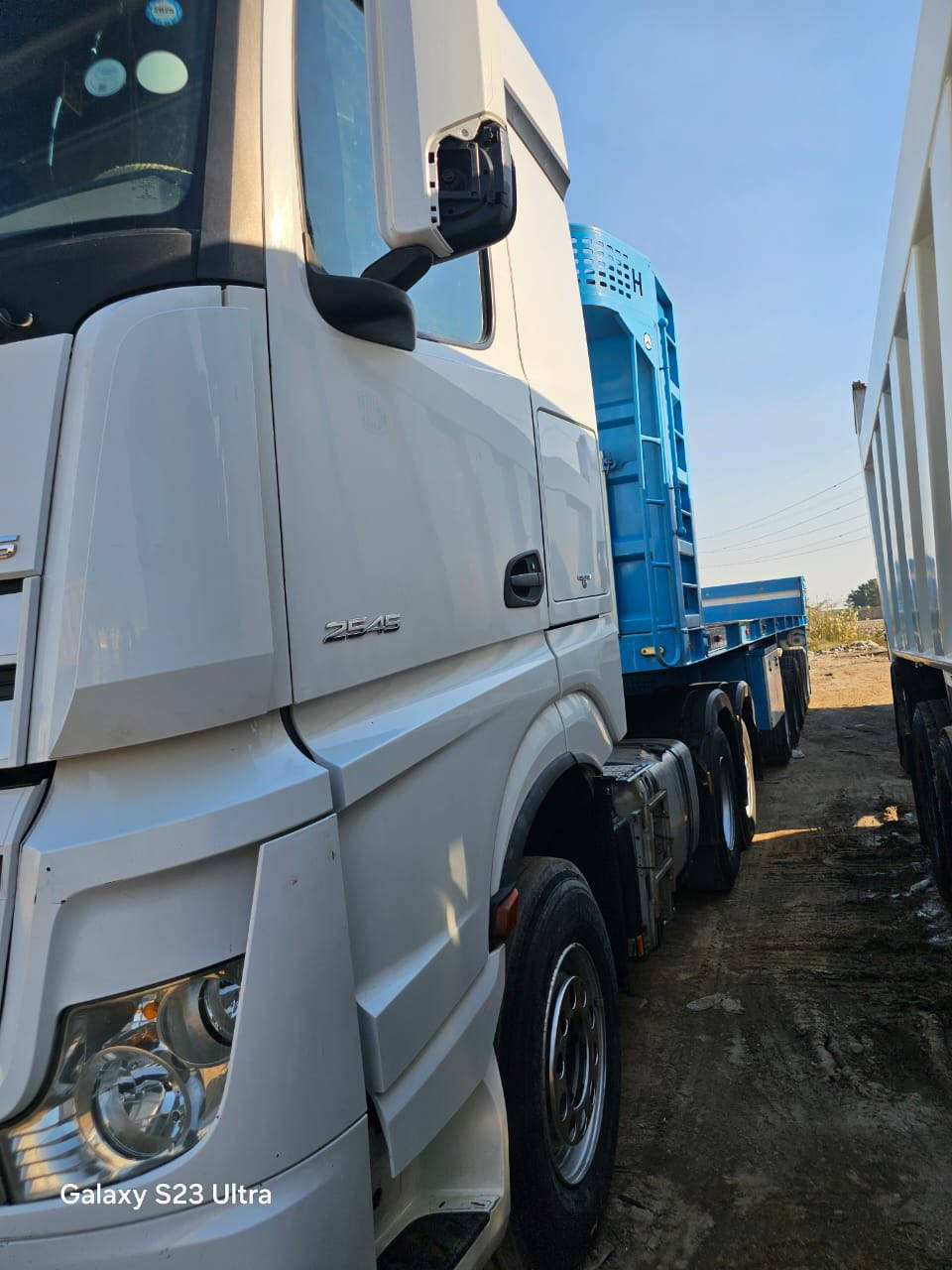 السلام عليكم 
اكتروس 2017 وحش 
سليمانيه بأسمي سنويه جديده 
جاهزه بدون نقص 
السعر 670 وبيها مجال
مكان السياره بغداد التاجيات 

‭0771 609 2644‬
