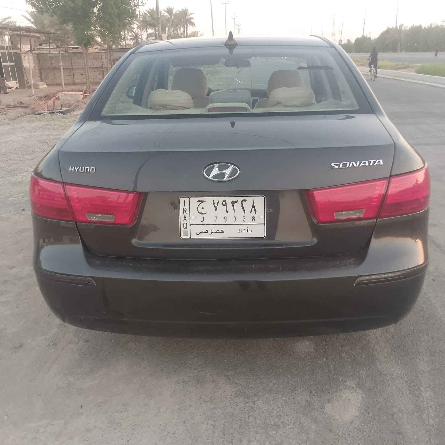 #بسعر_منااسب 
السلام عليكم 
سوناتا 2010 وارد امريكي 
سياره جاهزه وما ناقصه شي 
كير ومحرك مكفولات 
تبريد ثلج  تخم تاير قبل شهر شديته 
ارضيه جلد  دوشمه كشنات 
بيهه كم قطعه صبغ ابيع حزام بدون دواخل شرط 
ضرر امريكا جاملغ خلفي جهه السائق 
السياره نقص برغي مابيهه جاهزه ع اخر حبه 
مكان السياره بابل 
رقم صاحب السياره 
***********
السعر ٩٥ وبي مجال 
يرهم مراوس وانطي فرق
