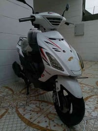 ماكس للبيع  شرط بلادي مامفتوح  السعر 350 07701088776