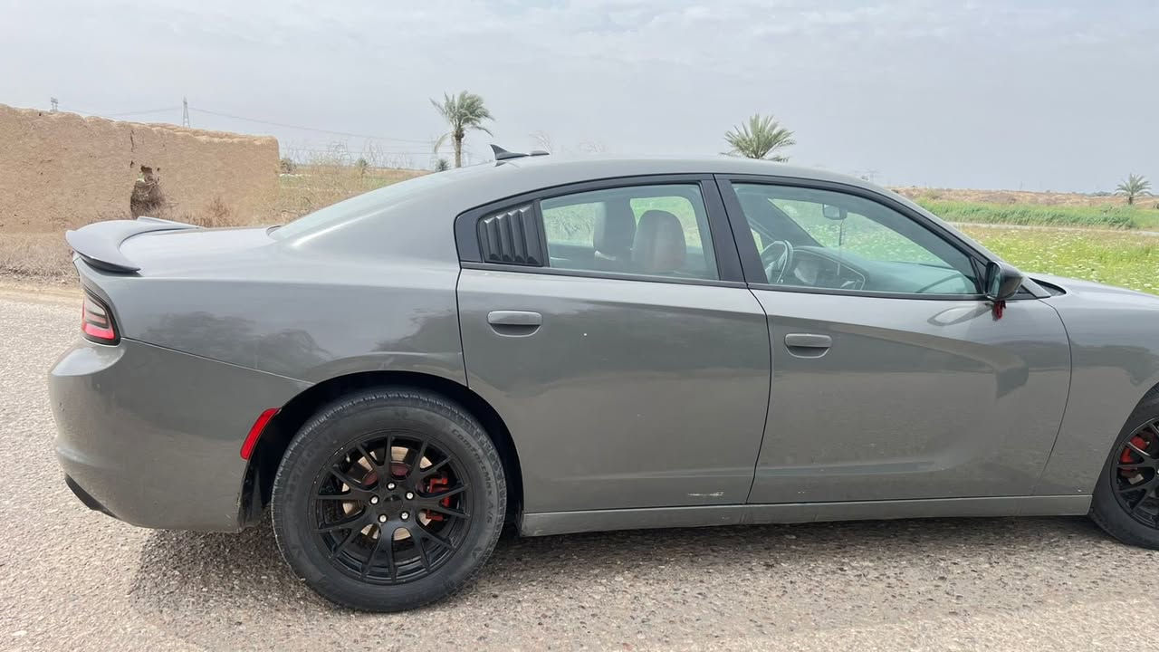 جارجر موديل 17 حادث كما موضح بلسونار اسياره جاهزه من كلشي تحويل ثاني يوم اسياره اباسمي مكاني بصره اسعر 193 للاستفسار اتصل ***********
