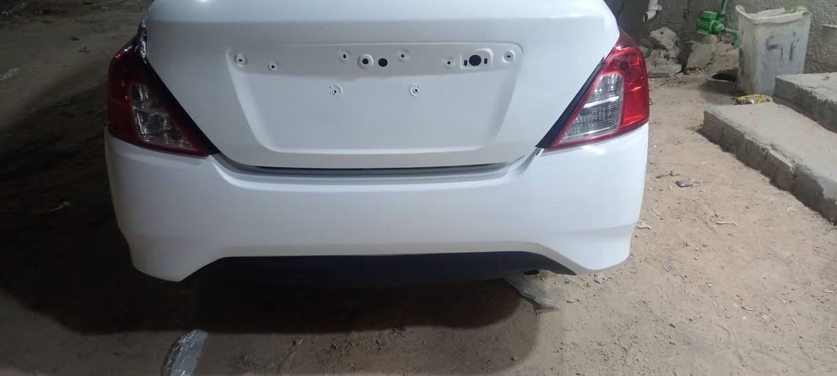 نيسان سني موديل 14بيه ضربه بل جاملغ الخلفي ولباقي شوفت عينك ماعندي افلاوس اصلح السعر 45 مكاني كربلاء ***********
