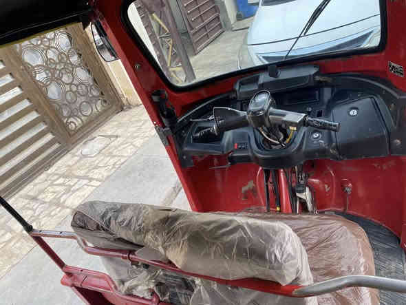 السلام عليكم تكتك للبيع  موديل 2018 السعر 3 مليون و 800 الاستفسار ***********
