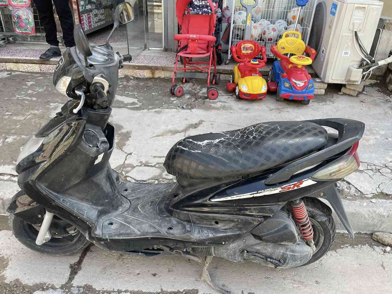 سكنس فحل للبيع السعر ٥٠٠ مكاني الدوره للتواصل *********** للشراي فقط
