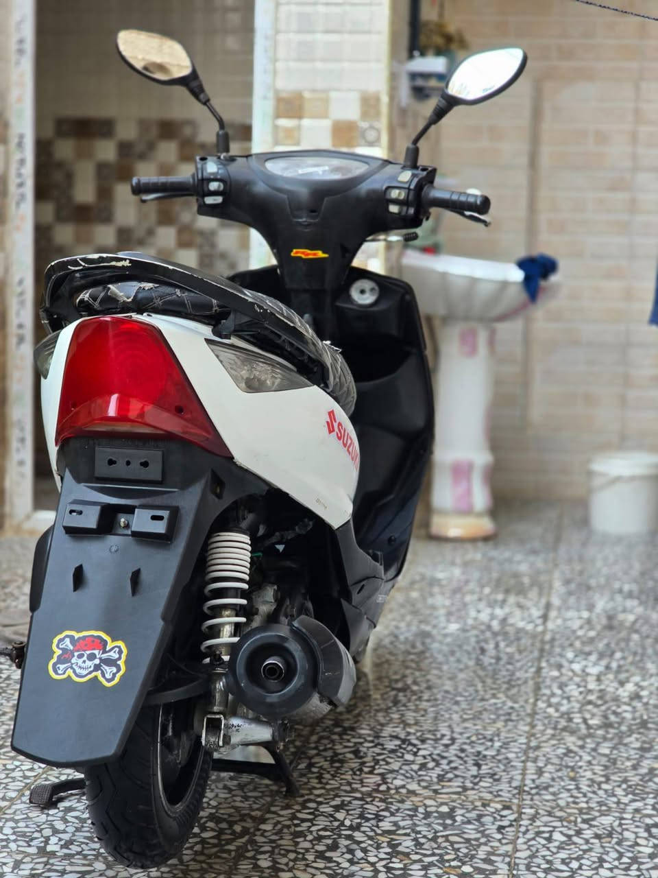 سلام عليكم ماكس ثعلب للبيع كامله من كلشي مكينه مفتوحه مبدل بيهه بس لاستيك ولف الله شاهد ماعوزهه اي شي كهربهيات كلهه شغاله سلف هندر بس هيه نوزل نكره بكل وقت دراجه حلوه سعرهه 500 وبيهه مجال مكاني بغداد رقمي *********** واتساب رصيد متواجد ❤
