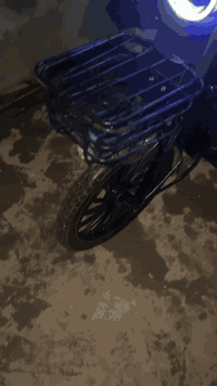 للبيع : ماطور شحن (AL KURO) موديل 2025  5 بطاريات تشغيل سويج + بصمه كارت بلوتوث شغال كهربائيات كامل 
سعر 300 وبي مجال ***********
