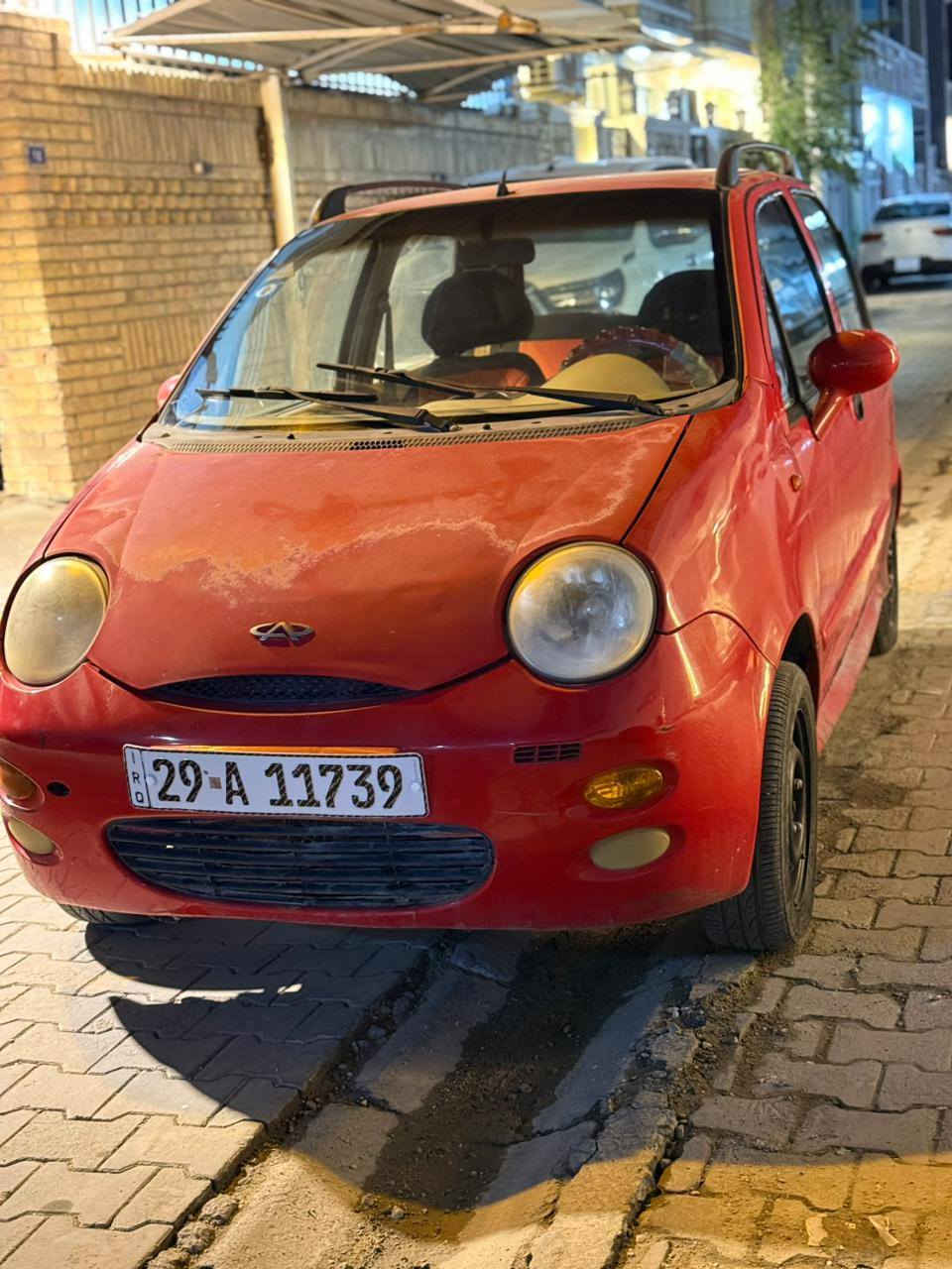 رقم واسط الجديد
سنويه وهزه صارله سنة
تحويل مشروع وطني 
مكان الحريه البستان قرب ساحه عدن
ماعرف خللهه شنو تمشي وتوكف فجئه خلل بالكير اعتقد تبريد شغال وباتري وشوته جديدات 
جاملغات يمنه يسره جديدات ويده مال تحكم ماسحات جديدة على صفحه مخليهه  وجكات مال فتح صندوك جديدات 
محرك بدايه تبخير بس ميبخر حاليا ماعدي وقت بسبب التزام العمل انو اوديهه اصلحهه
ابيعه رقم فقط على حطتهه  تفيد لليدور غراض تفصيخ حته لحد يكول شبيه عله لو خلل 
سعر ١٦ ورقه قفل قفل بدون عمله
***********
