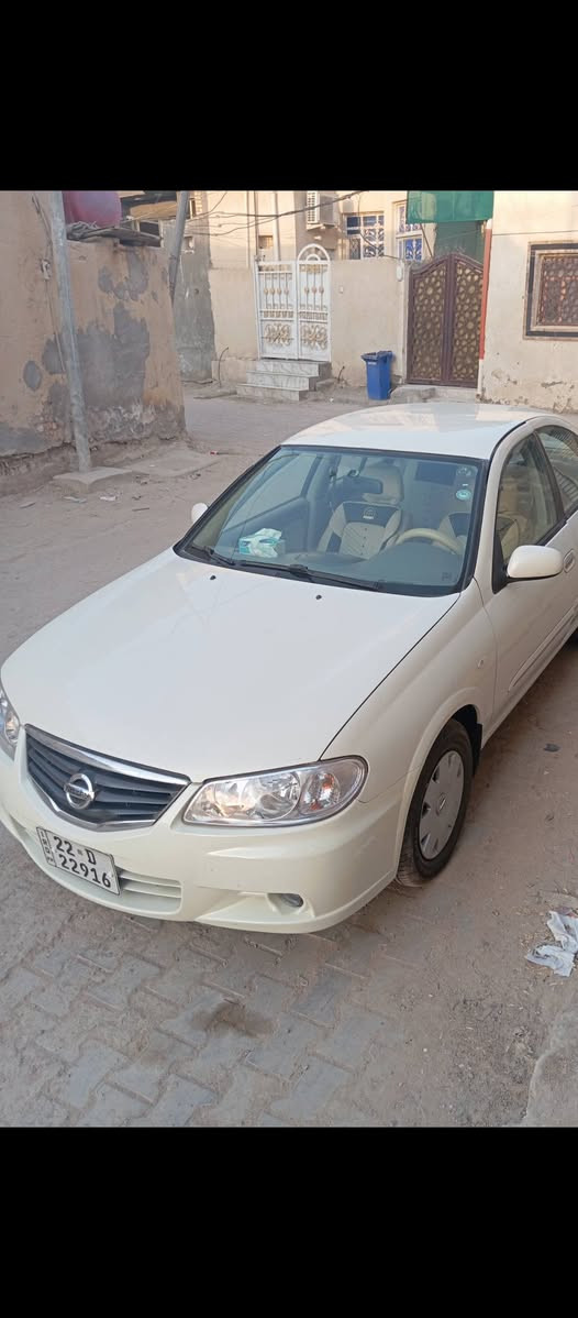 السلام عليكم
سيارة نيسان صني ياباني 
موديل ٢٠١٠
كير اوتوماتيك 
مكينة ابيض ياباني اصل 
كفالة عامة 
تبريد تدفئه 
مكينة وگير كفالة 
رقم اربيل 
وكالة وتحويل شرط ثاني يوم 
سعرها (١١٣) 
***********. للتواصل
