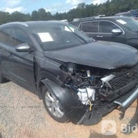 توسان  موديل 20 بسمي.  بغداد مكاني الاورفلي السعر.160 موبايل.  0771620...