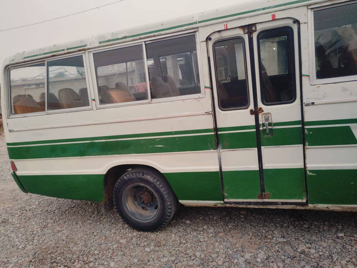 السلام عليكم كوستر 82 كير محرك بلشرط سنوية ساقطة رقم احمر
محرك بانزين تواير انظاف باتريات جدد سيارة نظيفة شغل وبوجهك للشارع العنوان كركوك الحويجة ناحية العباسي السعر ٣٨٠٠ وبي مجال 
للاستفسار اتصل  ***********
