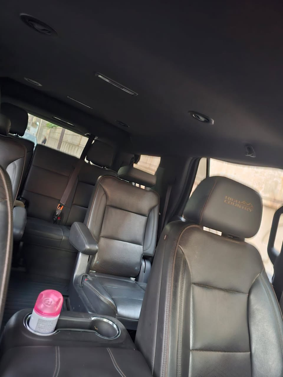 تاهو هاي كانتري موديل 2022 ابيضّ صور الحادث مرفقه بالصور ماشيه 93000 ميل مكانه بغداد ورقمها بغداد باسمي السعر 38000$ ت ***********مًواصفات 5 كامرات كشنات تدفئه تبريد كشنات منفصل شحن واير ليس رادارات بس بدون فتحه ويل 22 اصلي مالها تخم تاير دسكات جدد
