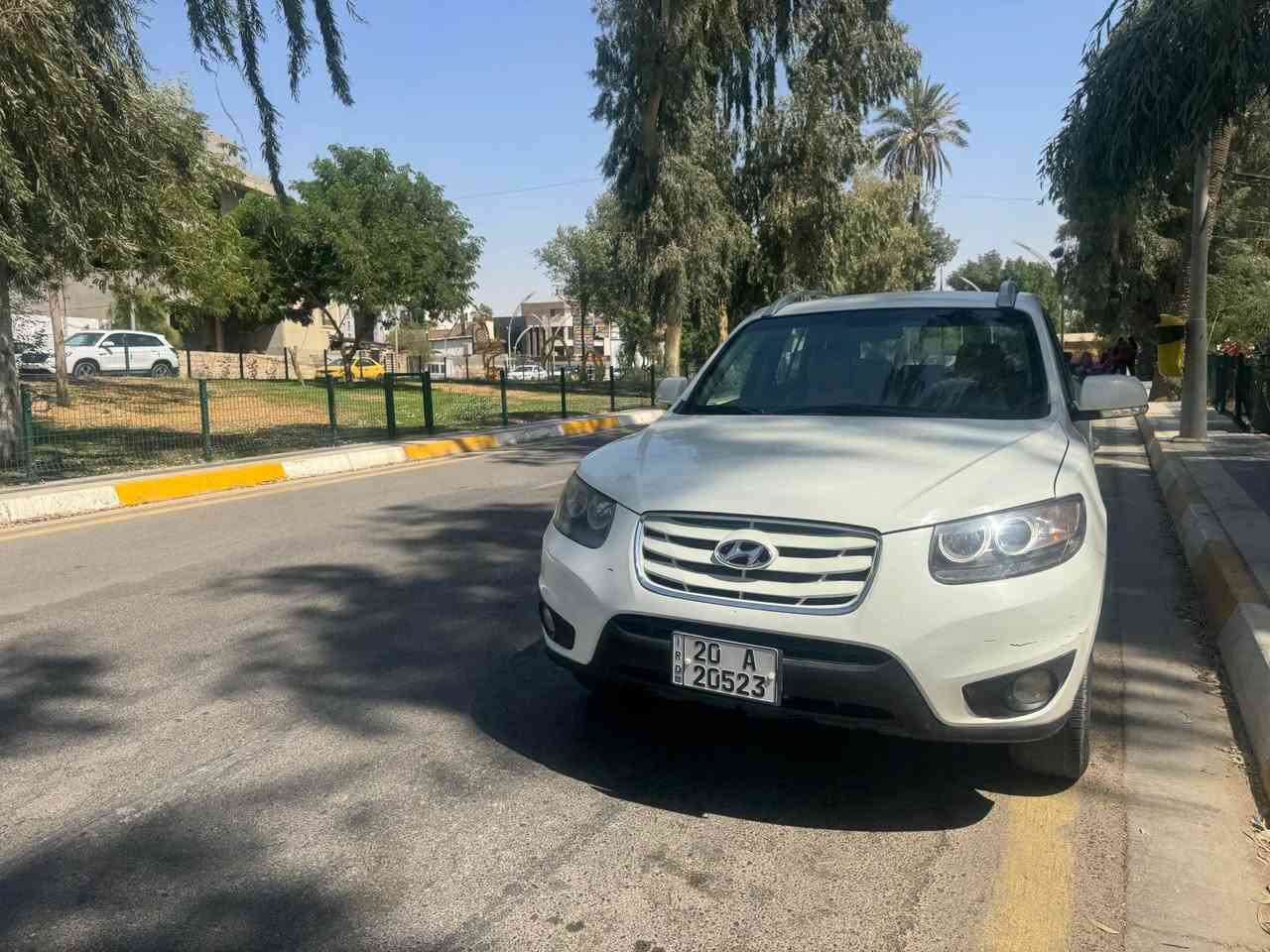 السلام عليكم هونداي سنتافية خليجية موديل ٢٠١٢ ستة سسلندر ٧ راكب مواصفات شركة عامة يعني مو فول مكفولة من الضربة بيها صبغ ربع الباب خلف السايق بس رقم ديالى باسمي سنوية ٢٠٣٠  رقم الجديد السعر ١٤٠ من الأخير مستعجلة على البيع مكاني بعقوبة لاستفسار *********** واتساب ماسنجر مامتوفر تحياتي الكم بغداد, العراق
