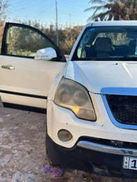 جمسي اكاديا • ٢٠١٠ • رقم انكليزي