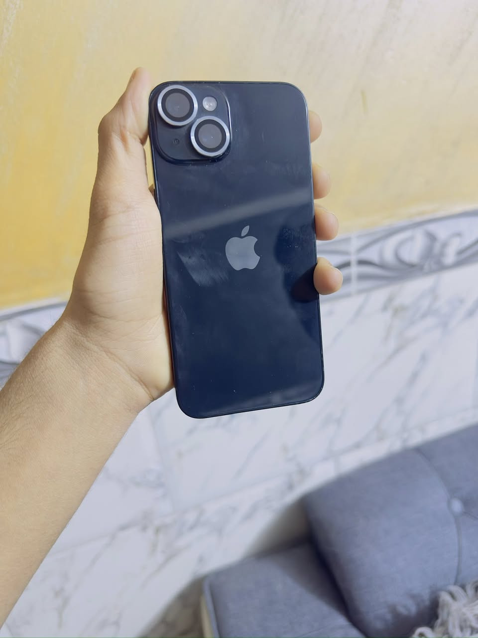 إيفوان ١٤ عادي 

إيفوان نسخه عربيه وليس الأمريكي قطّعه حيل نظيفه 
نظافته ٩٨٪؜
بطاريه ٨٠ ابد ماتصرف 
و ذاكره ١٢٨
جهاز مبدل فقط شاشه اصليه 
سعر ٣٨٠ بي مجال 
تواصل واتساب او اتصال 
***********
