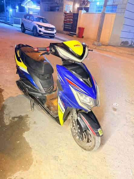 🔥 دراجة سكنس كهربائية 🔋⚡ 🔥

📍 المكان: بغداد – / حي العامل السعر * 450 *

📞 للتواصل: ***********

البطاريات بعدهن جديدات لوك ✨

٣سرع + نظام سبورت (SPORT) رياضي 🔥

السرعة الحقيقية 80 كم/س 🚀

بريك قوي والمكان نظيف وشحن تمام ✅

من الصفر للمية خلال 5 ساعات شحن ⚡

سويچ وبصمه 👉👉

الملاحظة الوحيدة: الكفرات تعبانه شوي بس بل غسل مايبينن 🛞
