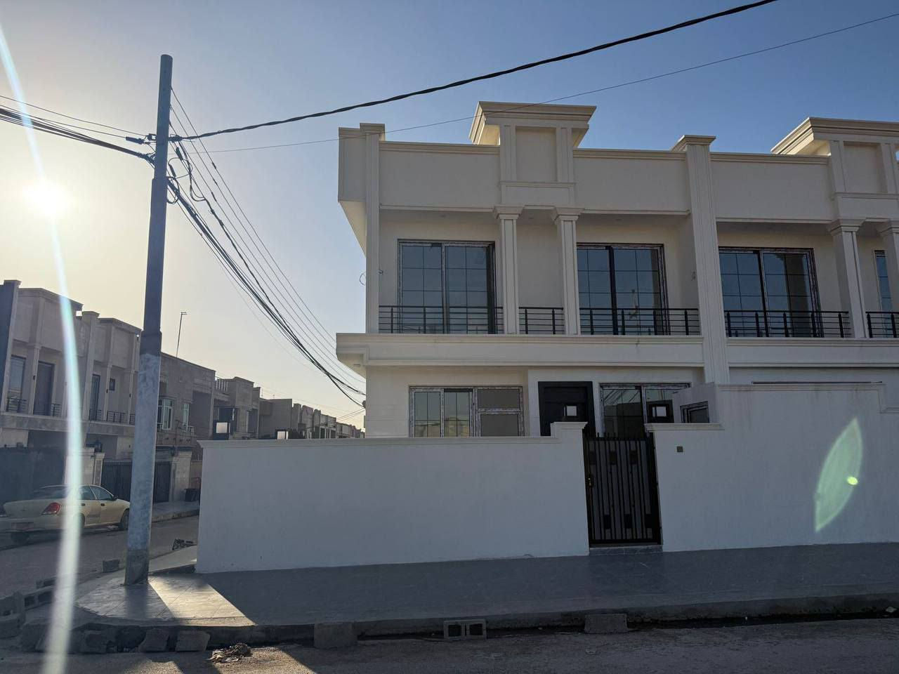 #عقارات_ابو_وسام
🔸سند طابو يتسجل بإسم اي عراقي
📍أربيل-بيت للبيع 5حساروك مقابل حديقه قرب شارع كورنيش
➖مساحة 137M طابقين ركن
يتكون⤵️
➖4غرف نوم 
➖استقبال-صاله-مطبخ-مجموعه صحيات-كراج

📸 السعر والصورة متوفرة على قناتنا الرسمية في التليكرام 👇
🔗 https://t.me/Hassanabowissam
تابعنا الان وشوف احدث العقارات يوميا ع الصفحه الرسميه في فيسبوك
🔗https://www.facebook.com/share/1FHZ1d86H9/

📞 تواصل مباشر واتساب أو اتصال:
📱 ***********
📱 ***********

#عقارات_اربيل #شقق_للبيع_اربيل #بيو_لبيع_اربيل  #فلل_للبيع_اربيل #مجمعات_سكنية_اربيل
 #عقارات_كردستان  
#استثمار_عقاري_اربيل #عقارات_بغداد_سليمانية_اربيل  #عقارات_شمال_العراق  

⬅️ الأسعار والصور داخل القناة… لا تفوّت الفرصة

تابعنا الان وشوف احدث العقارات يوميا 🏘️
🔗https://t.me/Hassanabowissam

11 دفتر
