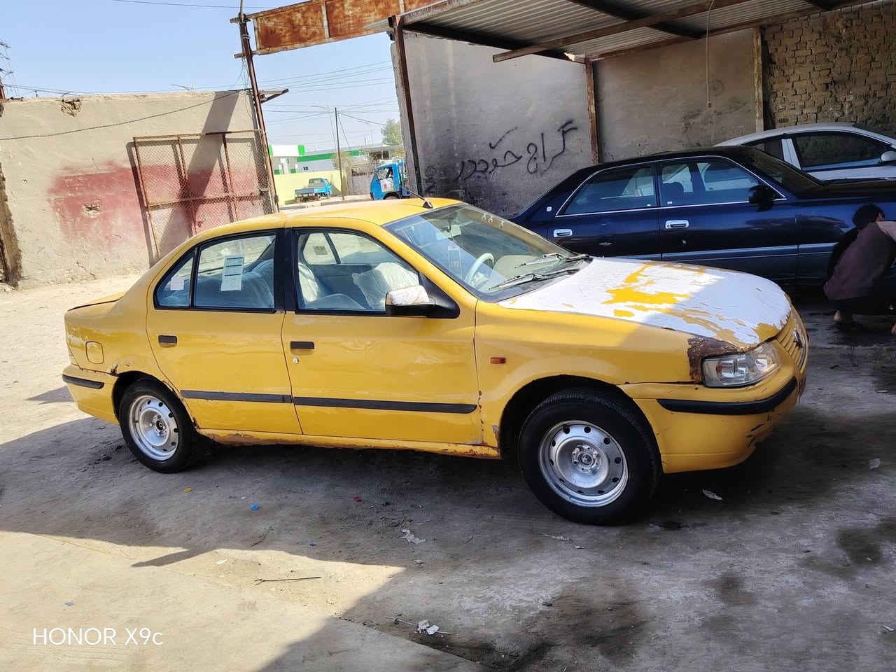 السلام عليكم سمند للبيع 2011 رقم ذيقار صدامي راعيه ما واصله  مكينه بيه بخار كير جديد كهربائيات شغاله حداديه زينه السياره احله من الصور  السعر 15 وبيه مجال عنوان الديوانيه قضاء غماس رقم***********
