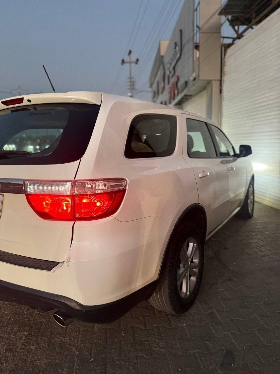 دوج دورنكو خليجي ٢٠١٢ 
كير مكينة تبريد كهربائيات كفالة (المكينة جديدة مبدلة قبل سنة)
السيارة ماشية 213.700 ميل
المواصفات :
- ٧ راكب
- AWD
- لايت زنون

السيارة نظيفة وراعيها دكتور و محافظ عليها البانزين محسن والدهن كله وكالة امزويل وما بيها اي نقص عدا الاكسل بادية بي ونة خفيفة يعني احتمال بعد سنة يحتاج تبديل ( سعر الاكسل مطروح من سعر السيارة)

السعر ١٤٨ ورقة 
رقم راعيها ***********
متواجد واتساب فقط
