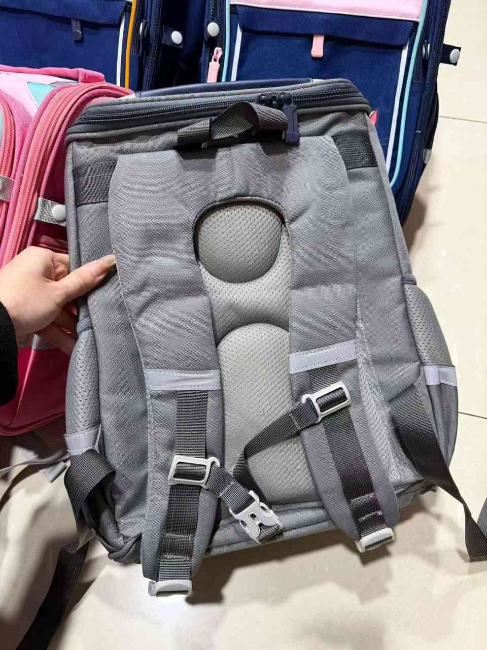 Very good quality, 3000 pieces arrived. If needed, contact me, we are in Yiwu. If you need bags, contact me. I will give you the best price.


**إذا كنت صاحب هذا الإعلان وتريد حذفه لأي سبب، رجاءا أرسل رسالة إلى الدعم الفني**