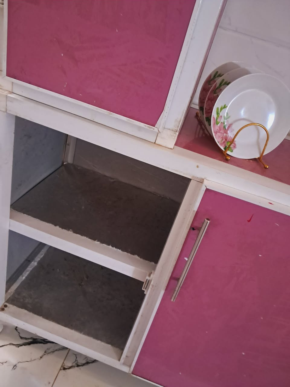 سلام عليكم مرخصت الادمن أغراض للبيع مكان لبياع شرطه الخامسه اي استفسار خاص غراض كلهن نظيفات شري خاص او اتصال عل رقم ***********
