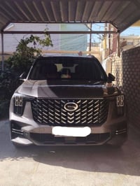 سيارة جاك فئة GS8  موديل ٢٠٢٤ كامل المواصفات ٧ راكب ماشية ٣٠٠٠٠ كم تبد...