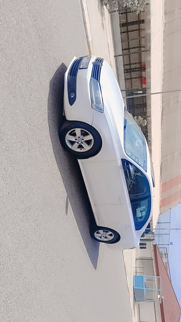 جيته خليجي موديل 2011فول موسفاته مكينه ي20i كيرو مكينه به شه رته سه بارات به ليدان هيجي نيه به س يه ك دركاي سبوغه له كه ل دوسيكي سبوغه بي ليدانه سه نوي نويه تا 2028سه بارات به نرخي 92وه رقه و كه ميك مجالي تيايه راقم ته له فون ***********كورك راقمي زين ***********واستاب أربيل, العراق
