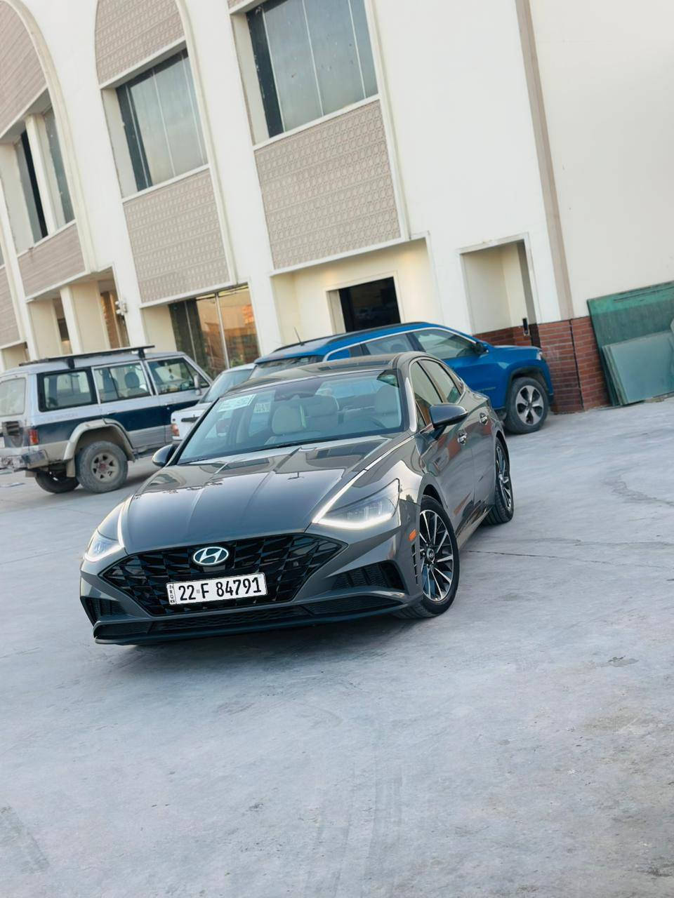 السلام عليكم سوناتا ٢٢ سمنتي مكينه ٢٥٠٠ ماشيه ٤٠ بحالت الزيرو كلش جديده  موصفات فول للأخير عدا الفتحه مايحتاج اذكرهن   السياره مكفوله من الصبغ والتبديل ضرر دعاميه خلفيه صور الضرر موجوده بالمنشور بدون ايرباك مكاني بابل الحمزه رقمي *********** سعرها ١٨٨ السياره رقم أربيل ابسمنا تريد تحول تريد وكاله
