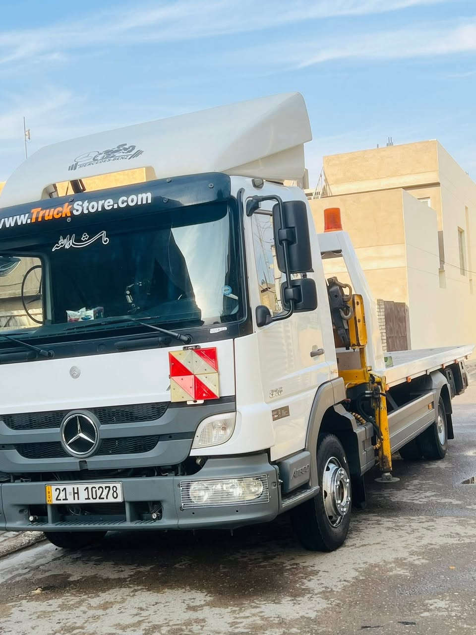 كرين اتيكو للبيع موديل 2011سياره 6برغي 4سلندر كرين 4600/2سلايت بدي نزال رقم سليمانيه سعر325ورقه العنوان بغداد رقم الهاتف ***********/***********
