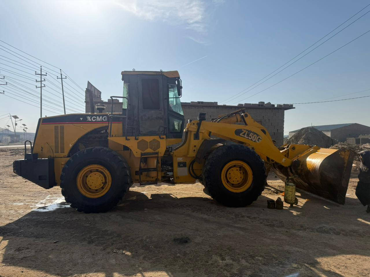 السلام عليكم البيع شفل زت يل حجم 50 مديل 2012 رقم الماني سنويه ل 28 شفل جاهز من كلشي محرك كير خير من الله العنوان بغداد الستفسار عله رقم ***********. ***********
