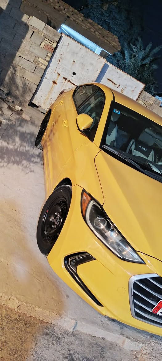 السلام عليكم ورحمة الله وبركاته
الانترة وارد امريكي 

مديل 17 

رقم بغداد انكليزي 

موصفات عادية 

بدون ضرر

ليبل واحد بدون تبديل 

مكاني بغداد جسر ديالى الجديد 

*********** موجود بي واتساب
