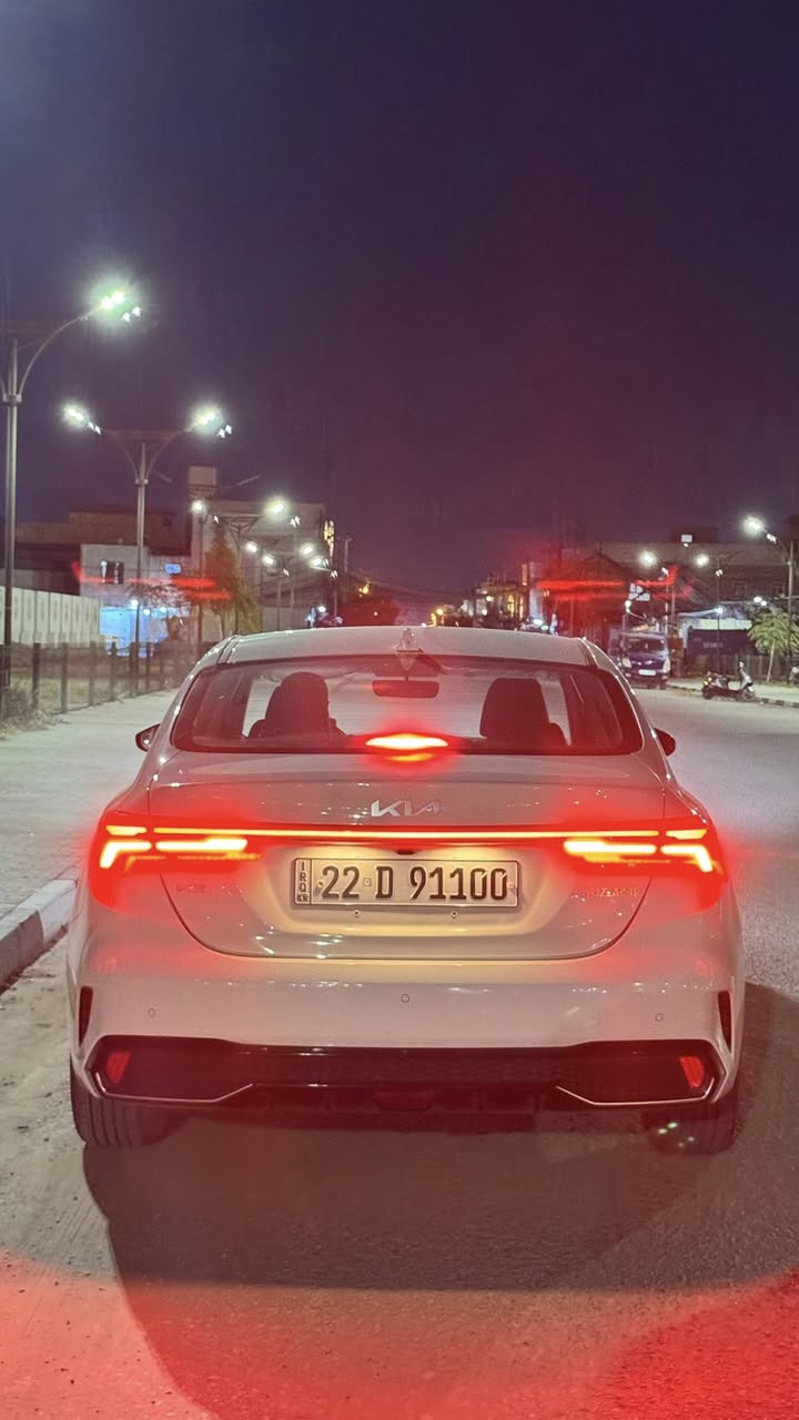 السلام عليكم
كيا K3 2024 الفول مثبت سرعه و فول تحكمات ماشيه 32 الف السياره ما ناقصها شي مكفوله عدا طخة بسيطه بداير التاير خلف السايق ما مبينه ابد 
رقمها مميز و وكاله ثاني يوم
رايدها 142 
مكاني نجف للتواصل ***********
