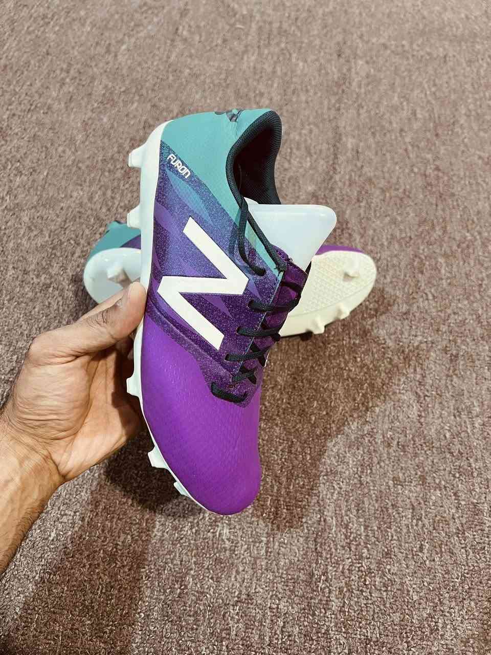 تحفه شرط
نيو بلنص 
قطعه مختلفه شرط 
اصلي باله 
قياس42 
تلبس41 ونص 
اسم مستخدم شرط 
السعر خاص 
توصيل موجود 
واتساب متوفر 
***********
