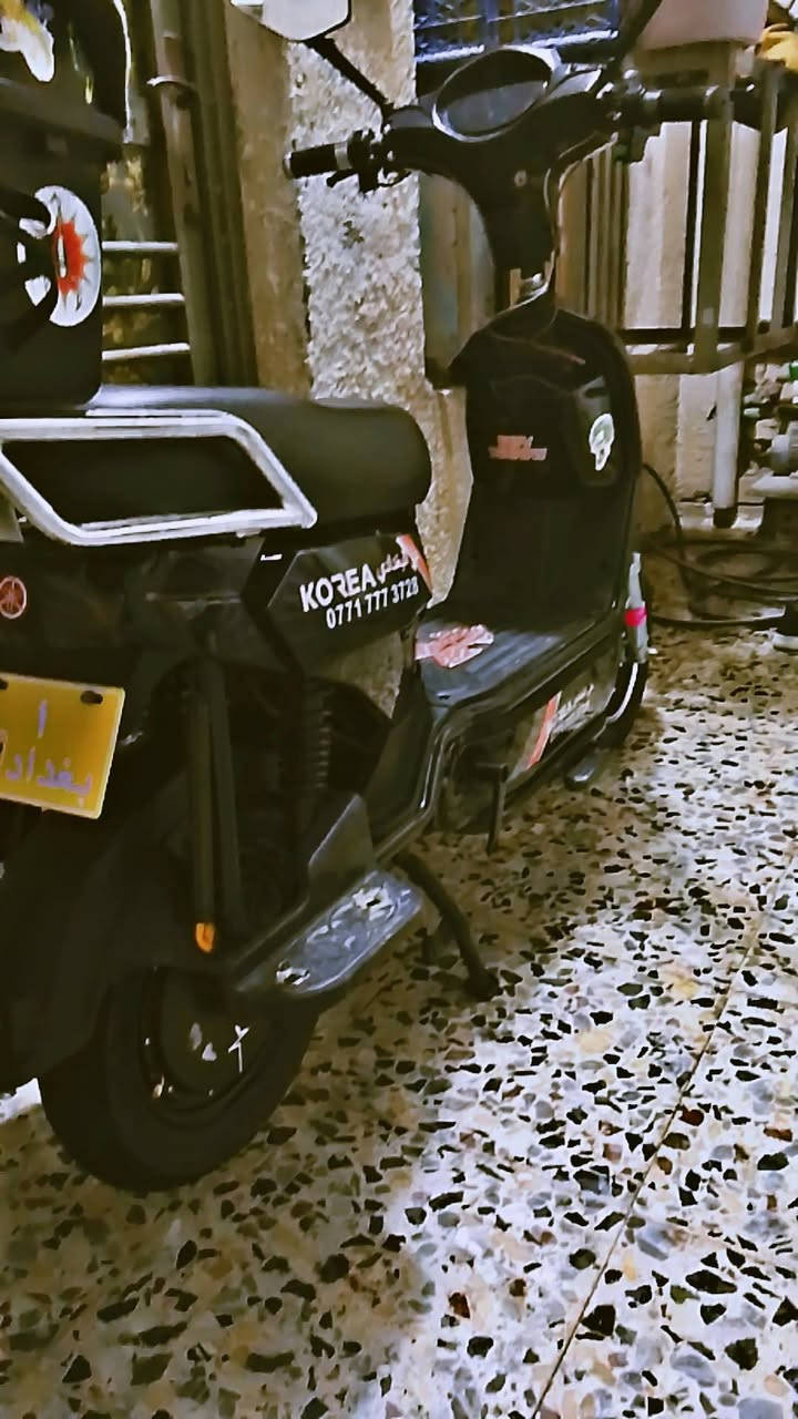 للبيع السعر 350 وبيها مجال المكان الشعب 5 بطاريات 4 نمر  تمشي جذبي 99 حقيقي 60 وياها سويجين وبصمه وكارت الاستفسار واتساب ***********
