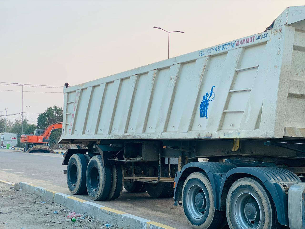 سلام عليكم نثيه للبيع ٢٠٠٥ اصل معلايه ٢٠١٣ مكينه ٤٨ شاصي ٣٣ كير كهربائي تخم تاير كفاله عامه العنوان كربلاء *********** ] ***********
