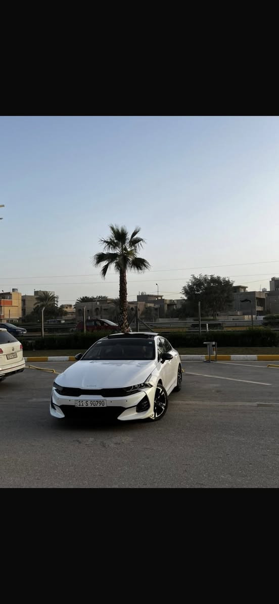 ترهم مراوس او بيع
السلام عليكم كي فايف موديل 2024
مواصفات جي تي لاين فوول للاخير
1600 تيربو 
مواصفات 
بانوراما 
بصمه
كشنات تدفئة 
استيرن تدفئة 
شحن هاتف لاسلكي 
قياده ذاتيه ؏ الخطوط السريعه
هاند بريك بصمه
تشغيل عن بعد 
مثبت سرعه 
نضام ABS
مانع انزلاق حساس أطارات 
بك لايت ليد
شاشة
كامره دواره
الاسلكي 
شاشه اعطال
ويل كورم لونين
رادار جانبيه
مراقبة النقطة العمياء
رادار الخطوط البيضاء 
اشاير بالمري 
كشنات جلد احمر
مقعد للسائق قابل للتعديل كهربائياً
لايتات ‏3 عدسات 
نضام قياده أيكو + سبورت +سمارت +نورمال
بلوتوث + aux + usb
فول تحكم ستيرن
كير أوتو + عادي
ئوتو بريك 
‏ ‏الخريطة
ستيرن حرف. Led D +  زينون
توقف ذاتي عند الرجوع
صندوك بصمه
‏AUTO HOLD
تصميم خارجي رياضي
نظام الملاحة
مصابيح خلفية LED
مصابيح ضباب LED
لاسلكي Android Auto 
 ماشية ٣٣k

حادث : بنيد ومبدل نفس اللون  وبارد شبر الجاملغ الايسر   
  
السعر 193 
الرقم ***********
