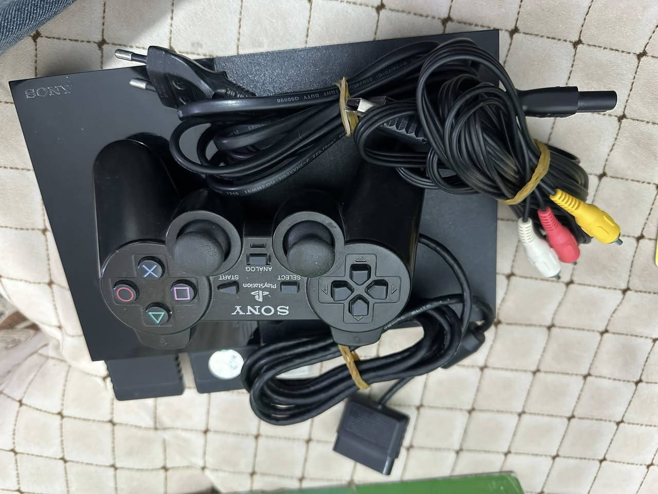 🎮 للبيع PlayStation 2 بحالة ممتازة 🎮

✅ يدعم تشغيل الفلاش
✅ الفلاش فارغ وتكدر تخلي الألعاب اللي تعجبك
✅ يدة أصلية
✅ شغال كامل بدون مشاكل
✅ فحص وتجربة متوفرة

💥 جهاز كلاسيكي

🔥 Xbox One S سعة 1TB للبيع 🔥

✅ نسخة 1 تيرا
✅ وياه يدتين أصلية مال شركة
✅ ستاند للجهاز
✅ ستاند شحن لليدات
✅ بطاريات أصلية قابلة للشحن
✅ وياه قرص Call of Duty

🎮 الجهاز نظيف وشغال ممتاز
💥 مناسب للألعاب والأونلاين

🎮 أجهزة PlayStation 4 متوفرة 🎮

🔥 PS4 Fat مهكر مفتوح
✅ بيه 4 ألعاب جاهزة
✅ شغال ممتاز
✅ نظيف وفحص كامل

🔥 PS4 Pro سعة 1TB
✅ وياه 3 أقراص ألعاب
✅ أداء قوي وجودة عالية
✅ مناسب للألعاب الثقيلة

📩 للحجز والاستفسار خاص


**إذا كنت صاحب هذا الإعلان وتريد حذفه لأي سبب، رجاءا أرسل رسالة إلى الدعم الفني**