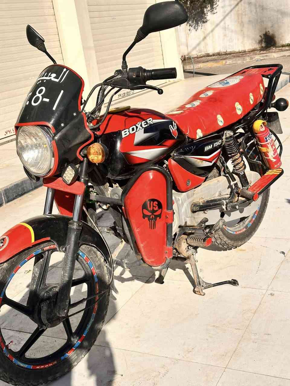 بوكسر بجاج كلاسيكي للبيع شرط انضافه كير محرك واحد على واحد مال شغل 

مرقم ديالى مشروع وطني شرط اتحويل 

سعره 1900 بي مجال قليل 

***********
